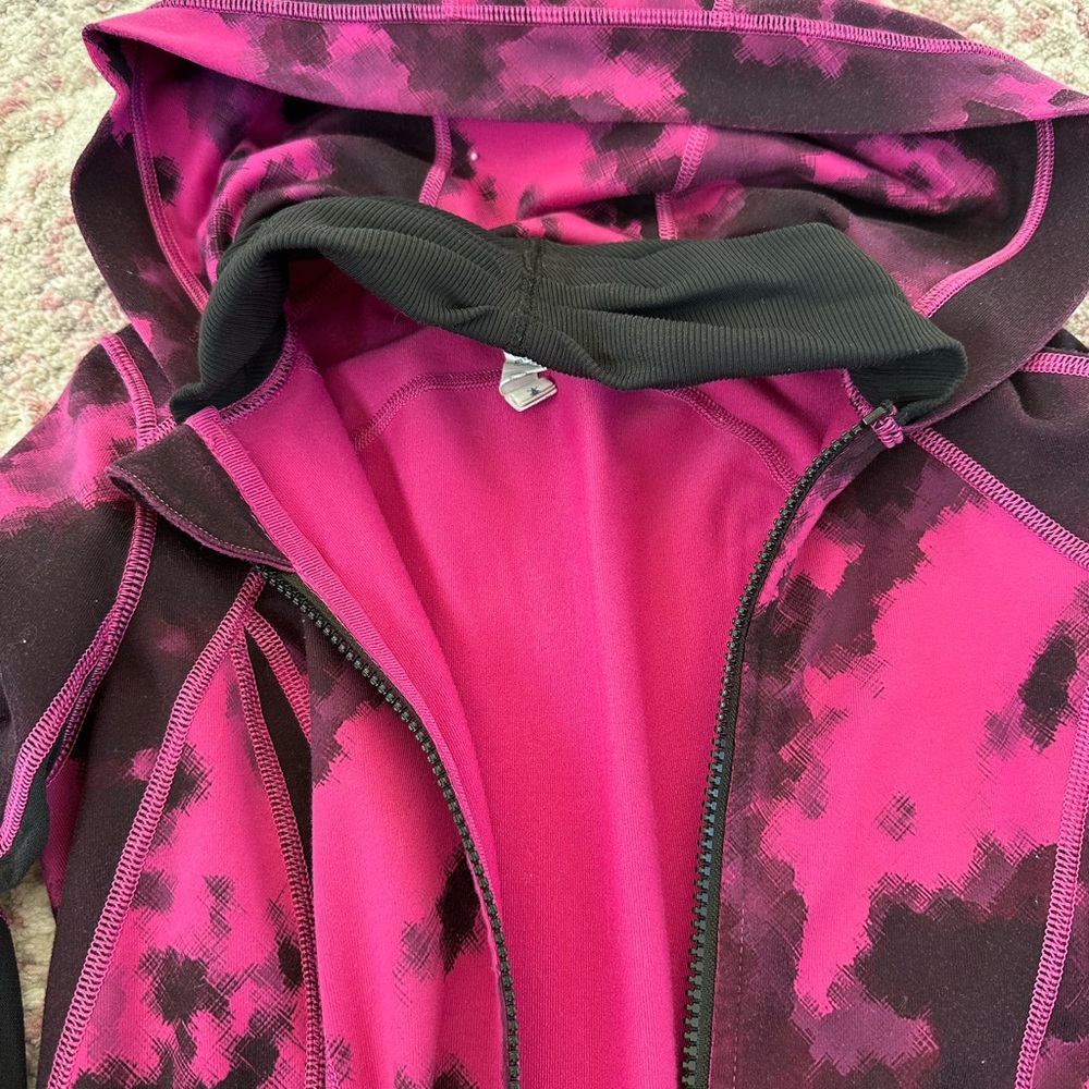 Lululemon zip up - Picture 3 of 6